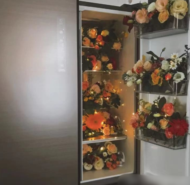 Cầu hôn thất bại, chàng trai vứt nhẫn xuống vỉa hè rồi bỏ đi-4