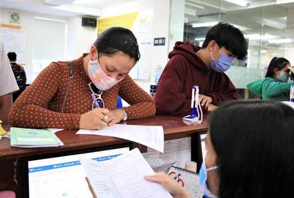 Đề xuất phương án rút BHXH 1 lần: Chưa đủ tuổi nghỉ hưu chỉ được rút không quá 50%-1