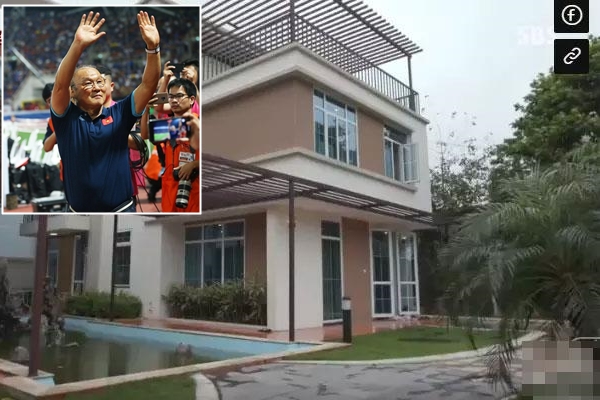 Cổ vũ U22 Việt Nam đấu Thái Lan, HLV Park Hang Seo xúc động cảm ơn người hâm mộ-5