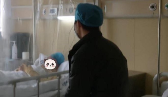 Khó sinh con vì bị ung thư máu, 9X đòi ly hôn nhưng câu nói của mẹ chồng khiến nhiều người cảm động-2