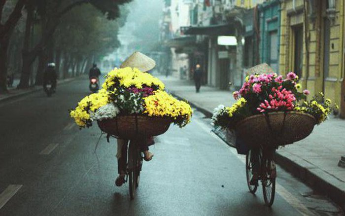 Hạnh phúc của những phụ nữ 8/3 không hoa, không quà tặng-1