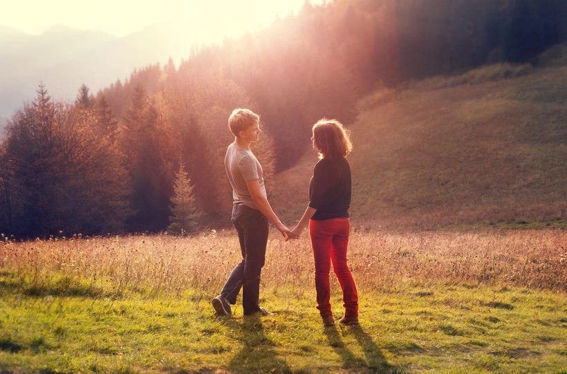 Những điều bố mẹ nên nói với trẻ về tình yêu-2