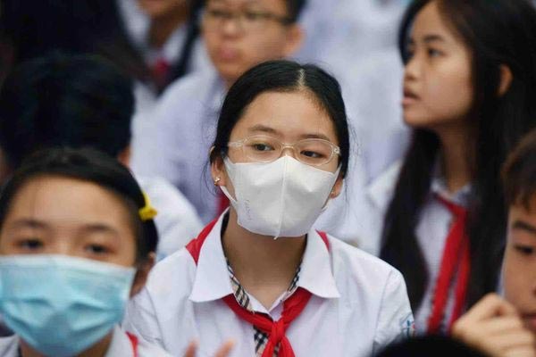 Phụ huynh thắc mắc vì sao người lạ có thông tin cá nhân, Công an TPHCM nói gì?-2