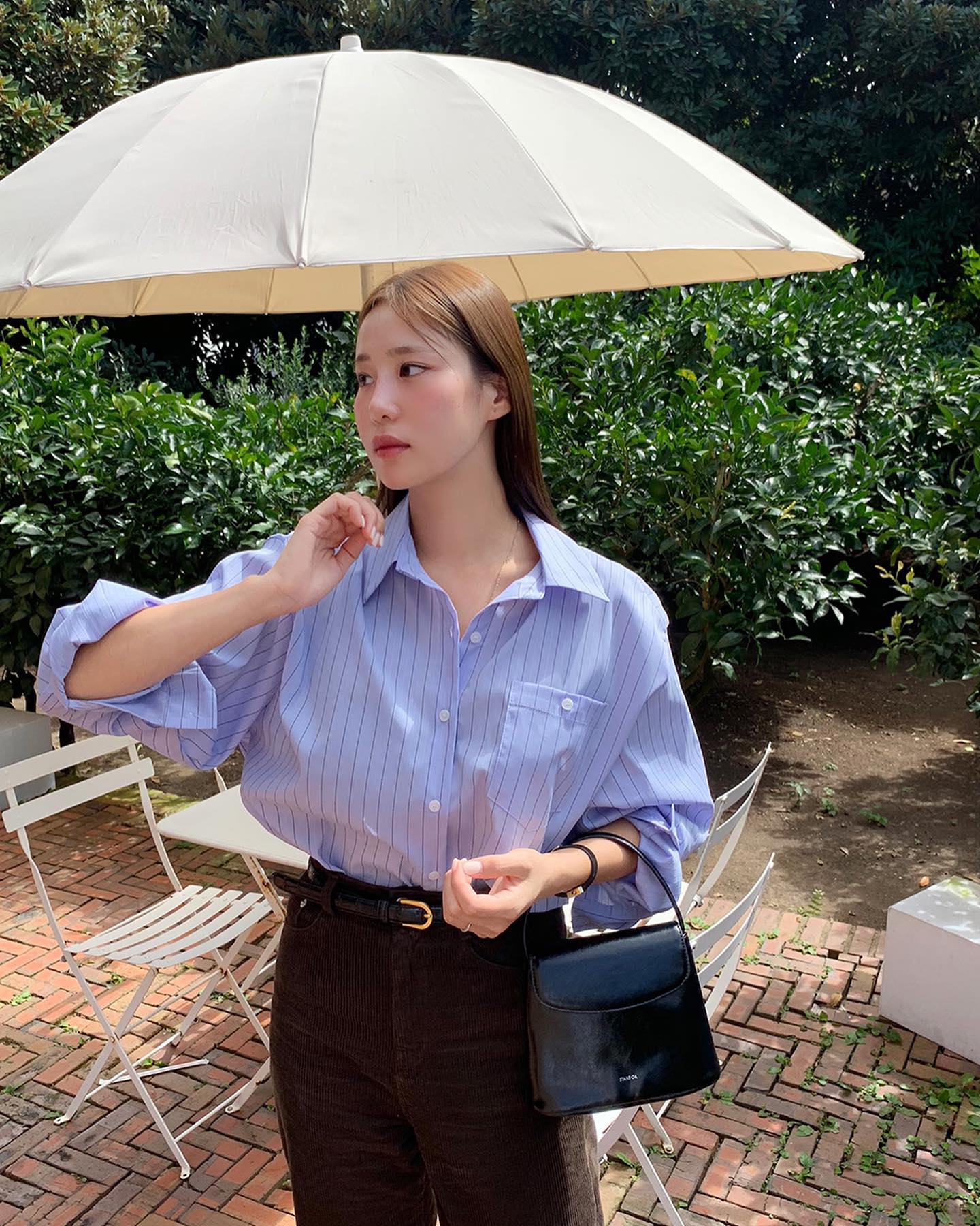 4 kiểu áo sơ mi hack dáng thon thả-2