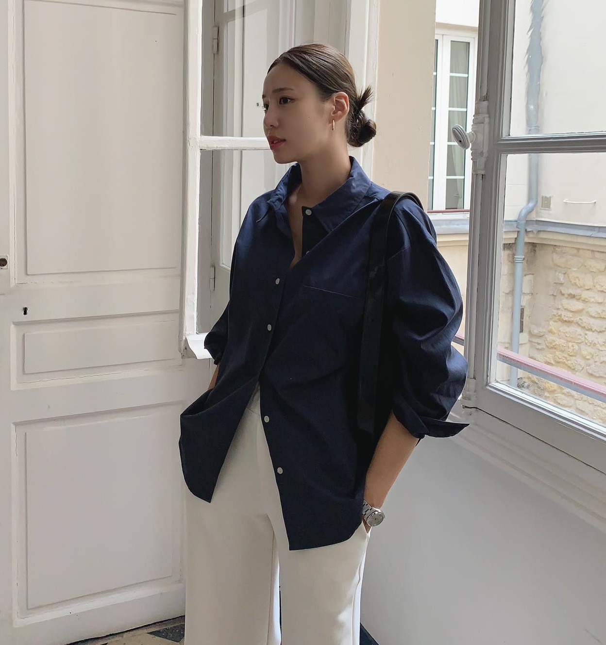 4 kiểu áo sơ mi hack dáng thon thả-6