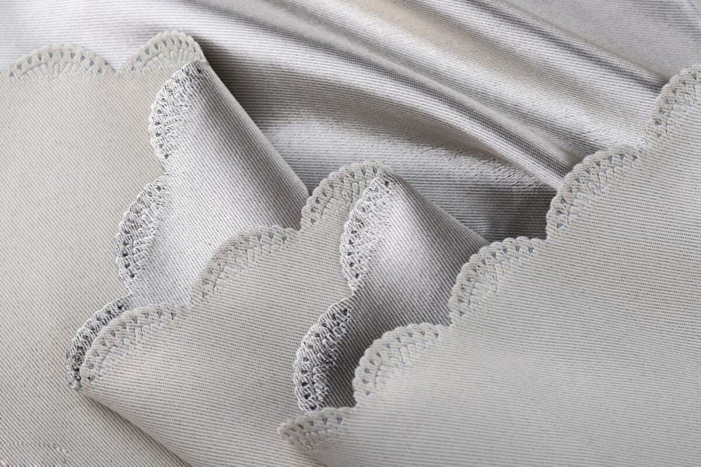 Có thể giặt rèm cửa trong máy giặt không? Chỉ cần tránh 3 loại vải này, rèm cửa bẩn mấy cũng giải quyết được-5