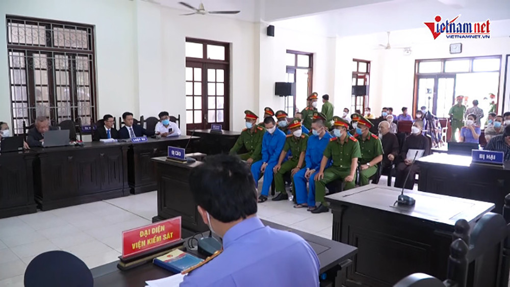 Một luật sư vụ ‘Tịnh thất Bồng Lai’ bị điều tra về phát ngôn trên YouTube-1