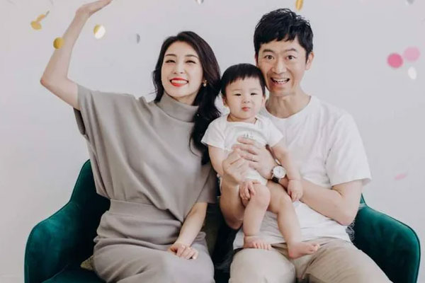 Sau khi vợ sinh con, nếu đàn ông làm 4 điều sau thì chứng tỏ đó là người chồng lý tưởng-1