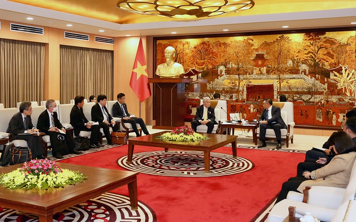 Chủ tịch UBND Thành phố Trần Sỹ Thanh tiếp Chủ tịch Liên đoàn kinh tế Kyushu-2