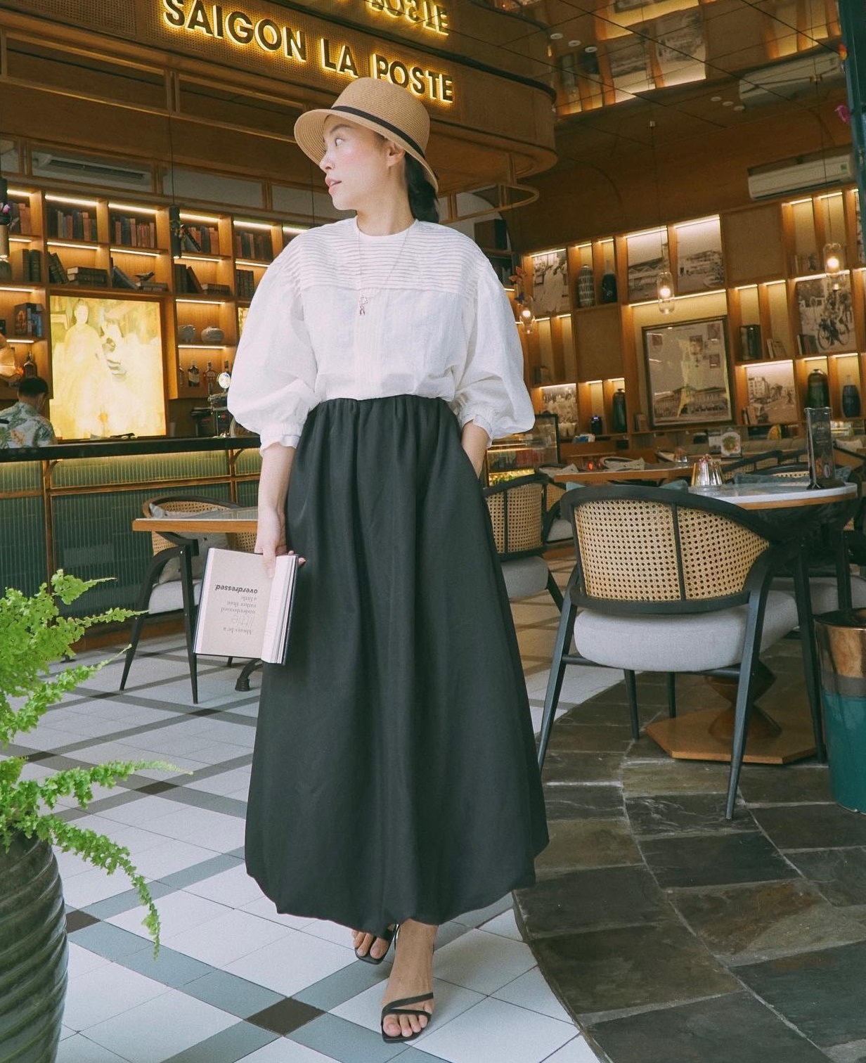 Học Hà Trúc 10 cách diện váy cho nàng cao dưới 1m60-1