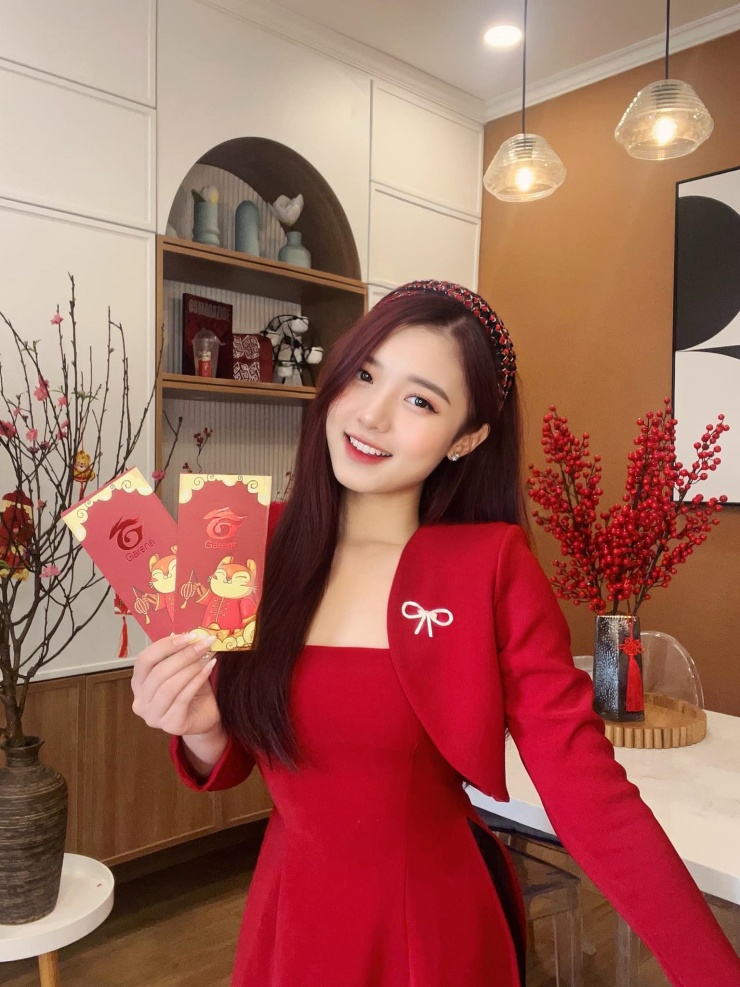 Hé lộ không gian sống của nữ MC trẻ nhất VTV-1