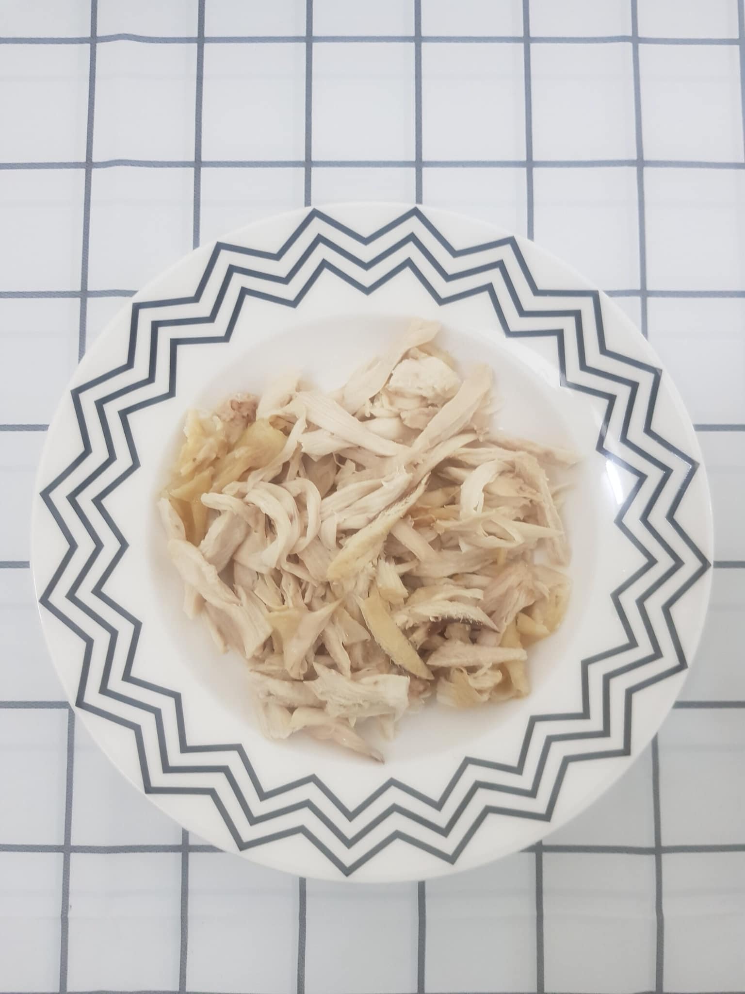 Ức gà đừng hấp hay rán, mang trộn rau răm, hành tây đảm bảo ngon không ngán-3