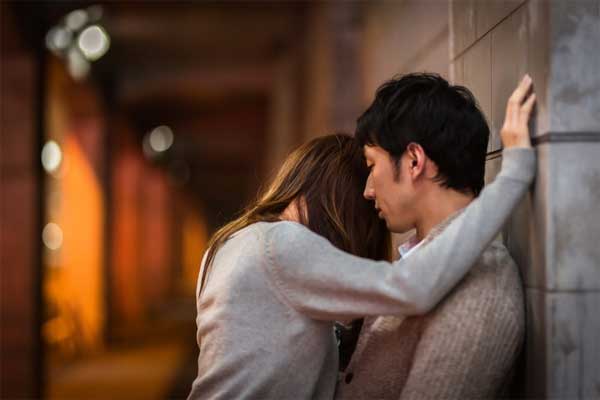 Độ tuổi dễ ngoại tình-2