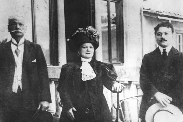 Tạm giữ 2 đối tượng cướp tài sản ở Hóc Môn, Củ Chi-2