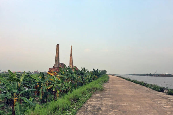 Khởi tố người đàn ông vi phạm nồng độ cồn, dùng gạch ném công an-2