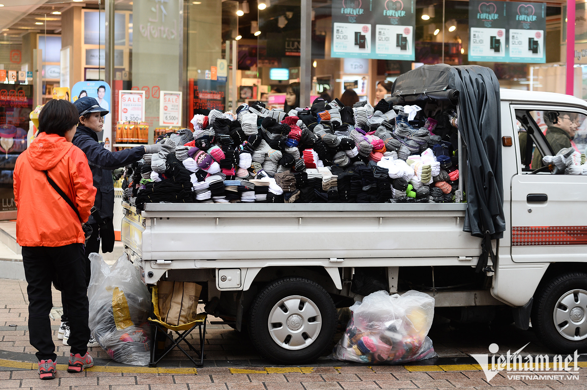 Cách cho thuê và sử dụng vỉa hè ở các nước trên thế giới-18