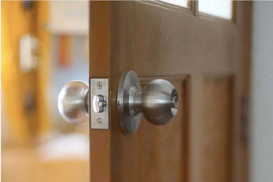 Những khu vực tập trung mầm bệnh nguy hiểm trong nhà, thùng rác tưởng bẩn nhất nhưng không nguy hại bằng món đồ này-3