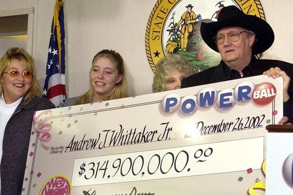 Vợ giấu chồng, kết hôn với người mới sau khi trúng số-2