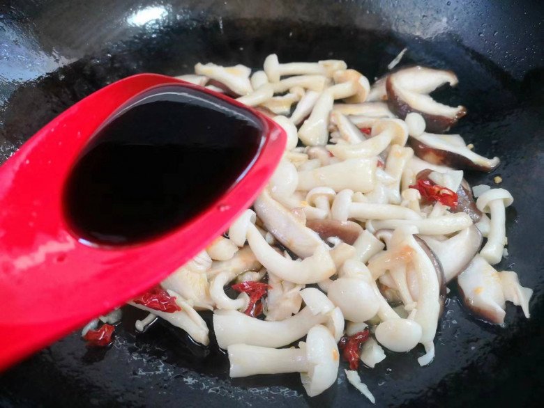 Là rau nhưng siêu giàu vitamin D, đem xào thế này ăn rất ngon, giảm nguy cơ mắc bệnh ung thư-4