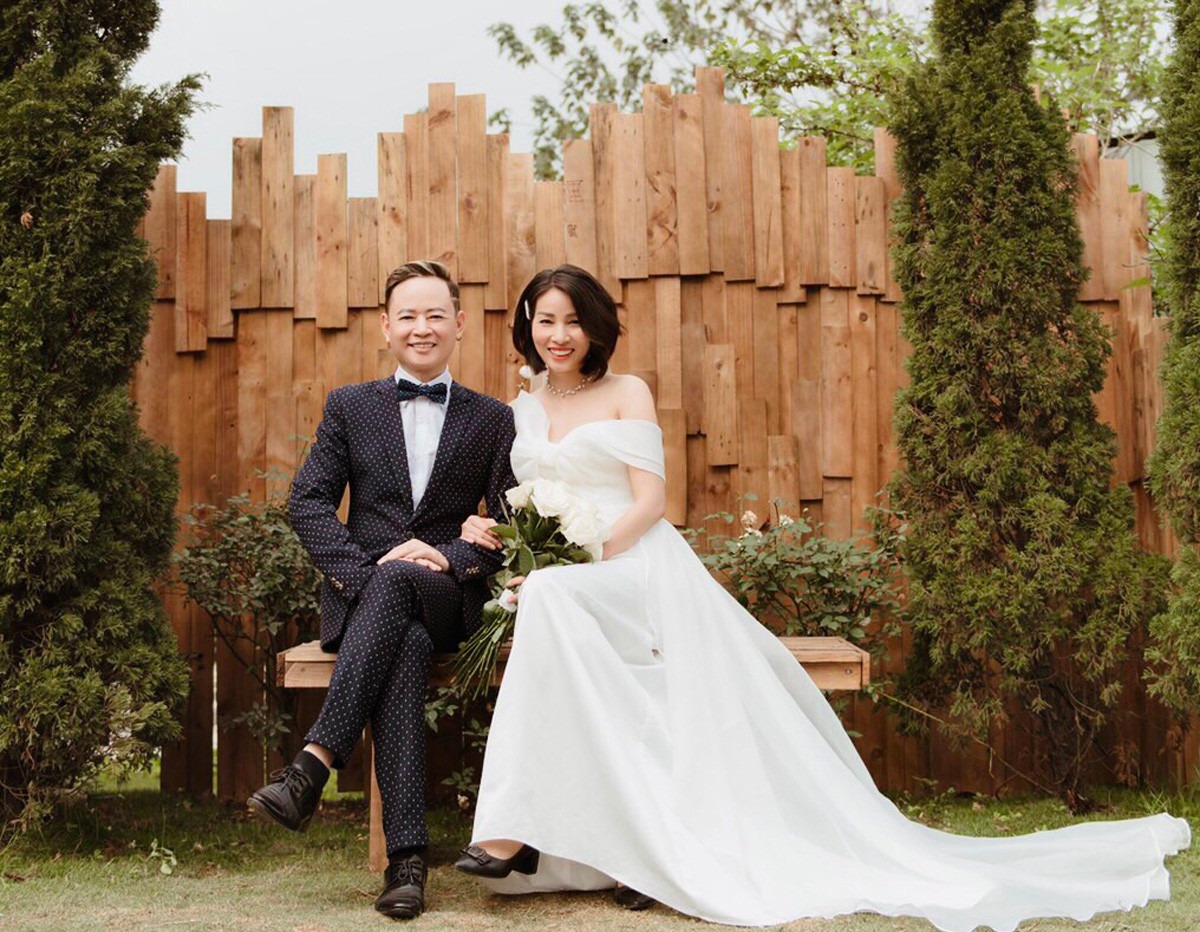 Ảnh cưới của diễn viên Tùng Dương với vợ thứ 4-1