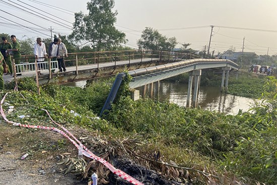 2 thanh niên tử vong dưới kênh sau tiệc sinh nhật