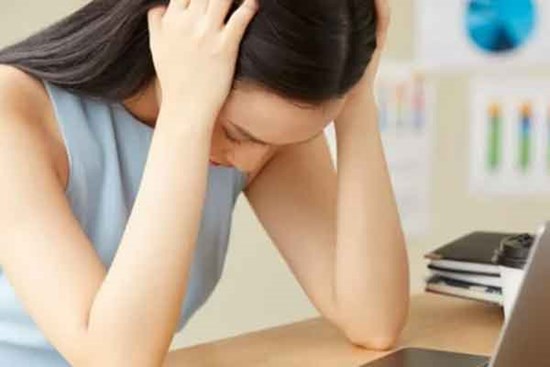 Chồng bỏ công việc lương 20 triệu để đi bán bánh mì dạo