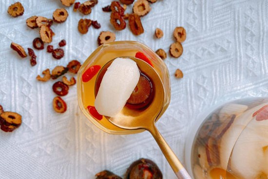 Củ năng: Làm được từ món tráng miệng đến món mặn, hễ ăn là chắc chắn ngon!