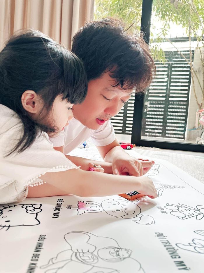 Nhã Phương khoe ảnh con gái và Trường Giang, tự nhận đẻ thuê-3