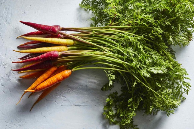 Mầm, lá các loại rau củ trước bỏ đi nay thành đặc sản đắt đỏ-3