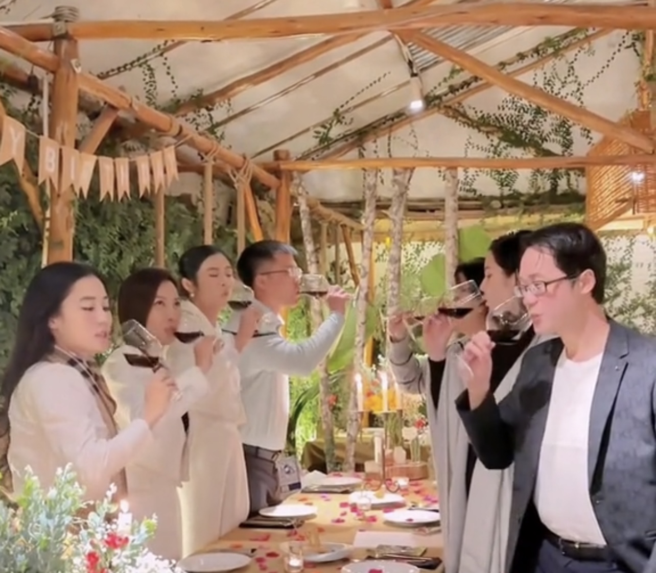 Ngọc Hân hé lộ cách gọi đặc biệt cho ông xã tại tiệc sinh nhật-3