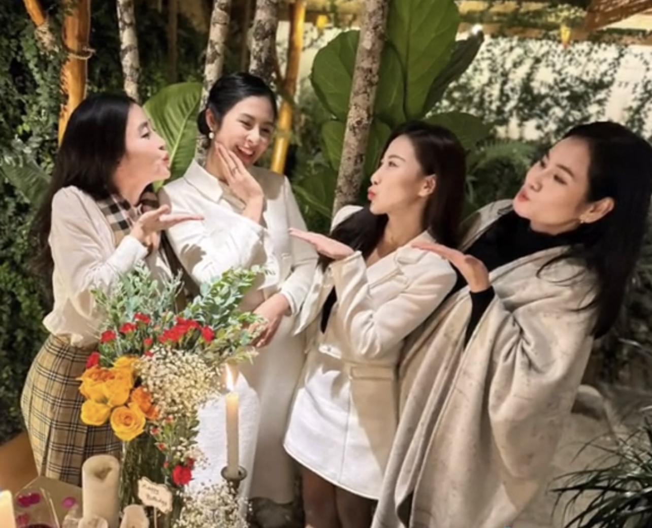 Ngọc Hân hé lộ cách gọi đặc biệt cho ông xã tại tiệc sinh nhật-4