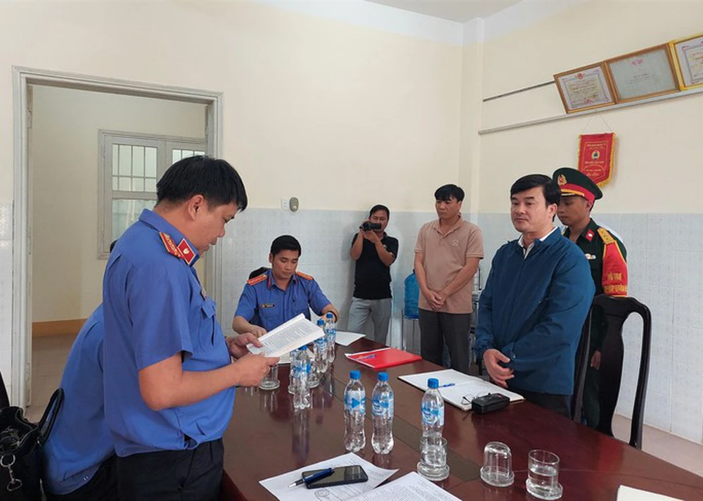 Trò ảo thuật của giám đốc trung tâm pháp y-1