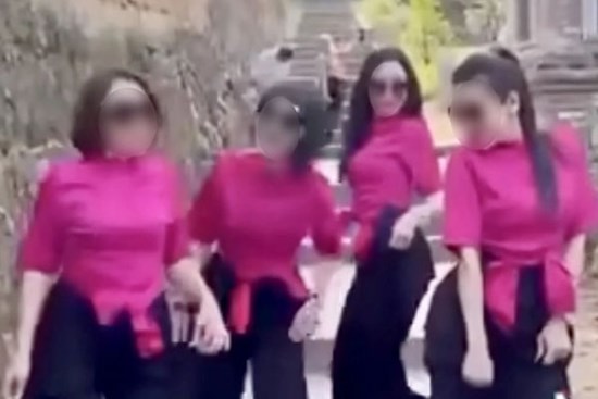 Bị xử phạt vì đăng clip 4 phụ nữ nhảy nhót phản cảm tại chùa Bổ Đà, cô gái nói gì?