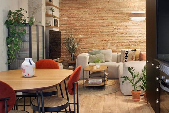 Căn hộ rộng 40m² thiết kế bằng gạch nung đầy cá tính