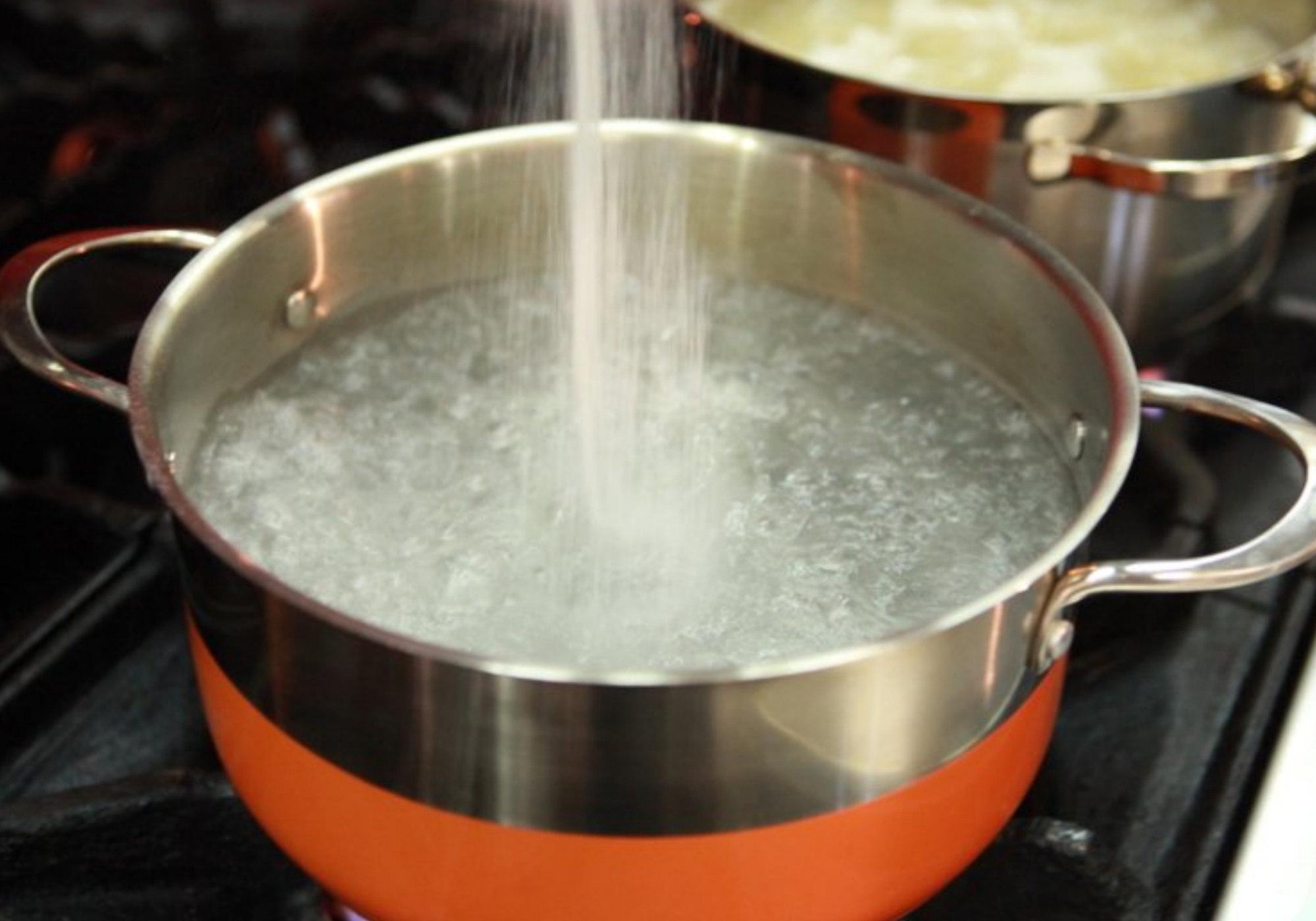 Luộc rau nên đậy hay mở nắp vung? 90% bà nội trợ mắc sai lầm bảo sao rau mất sạch dinh dưỡng-5