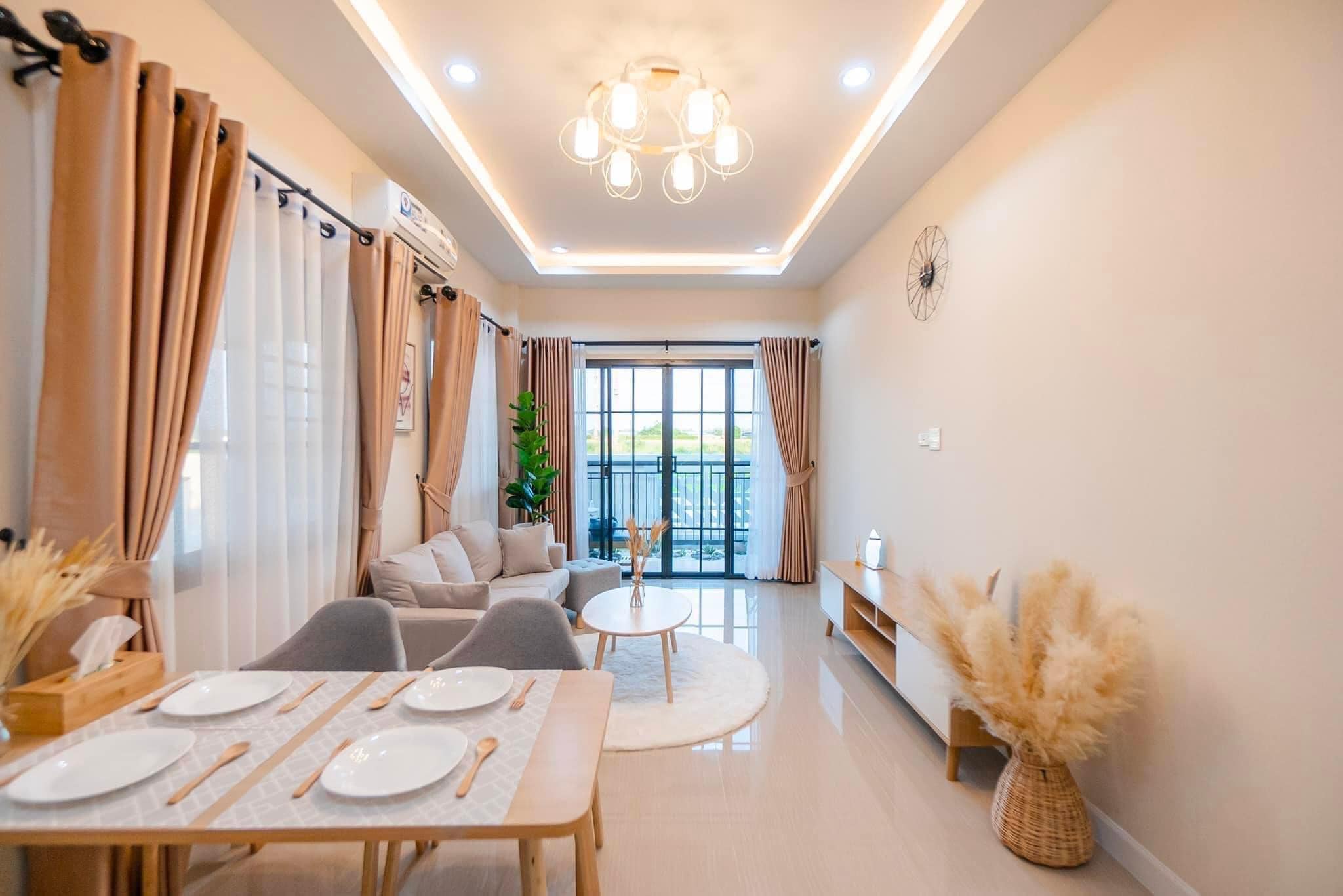Bỏ công việc bàn giấy để dồn tiền đi đầu tư, cặp vợ chồng trẻ xây căn nhà có sân rộng, xem ảnh thôi cũng thấy thư giãn như homestay-5