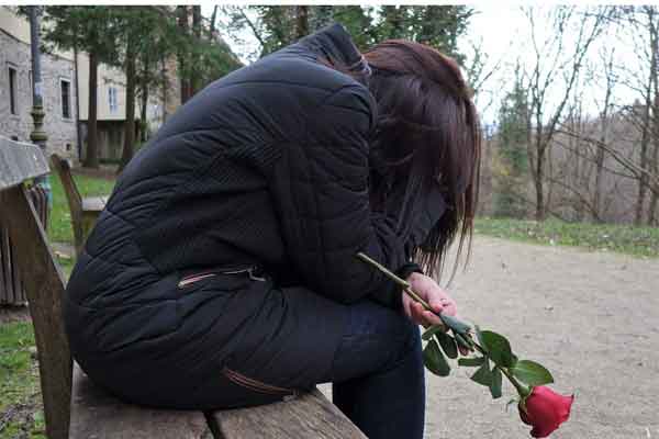 Vừa nhận quà Valentine đỏ, Valentine trắng tôi đã khóc ròng vì người bạn trai đạo mạo-1