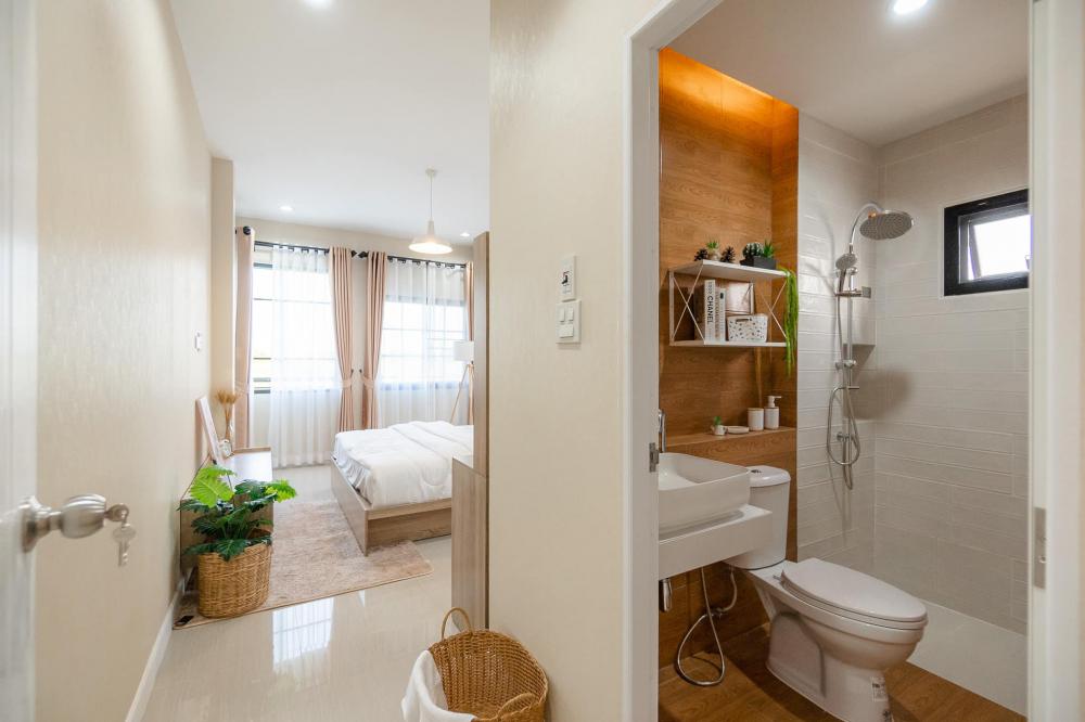 Bỏ công việc bàn giấy để dồn tiền đi đầu tư, cặp vợ chồng trẻ xây căn nhà có sân rộng, xem ảnh thôi cũng thấy thư giãn như homestay-11