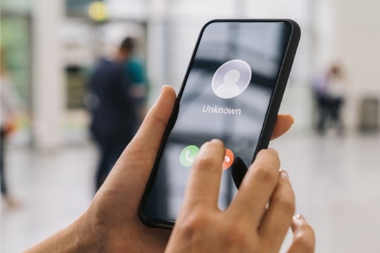 Phụ huynh Hà Nội thoát bẫy lừa đảo ‘con đang cấp cứu’