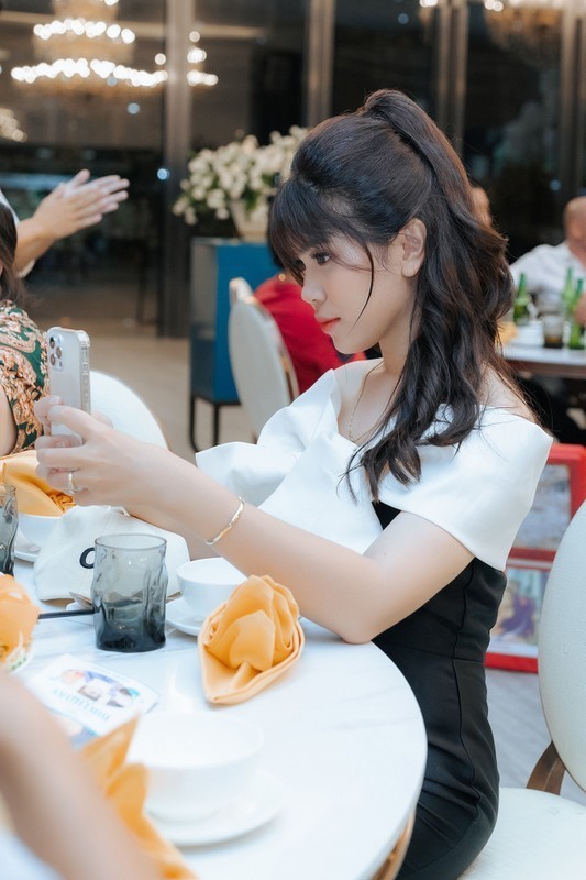 Ngày Valentine Trắng, gái xinh này bất ngờ bị netizen réo tên-11