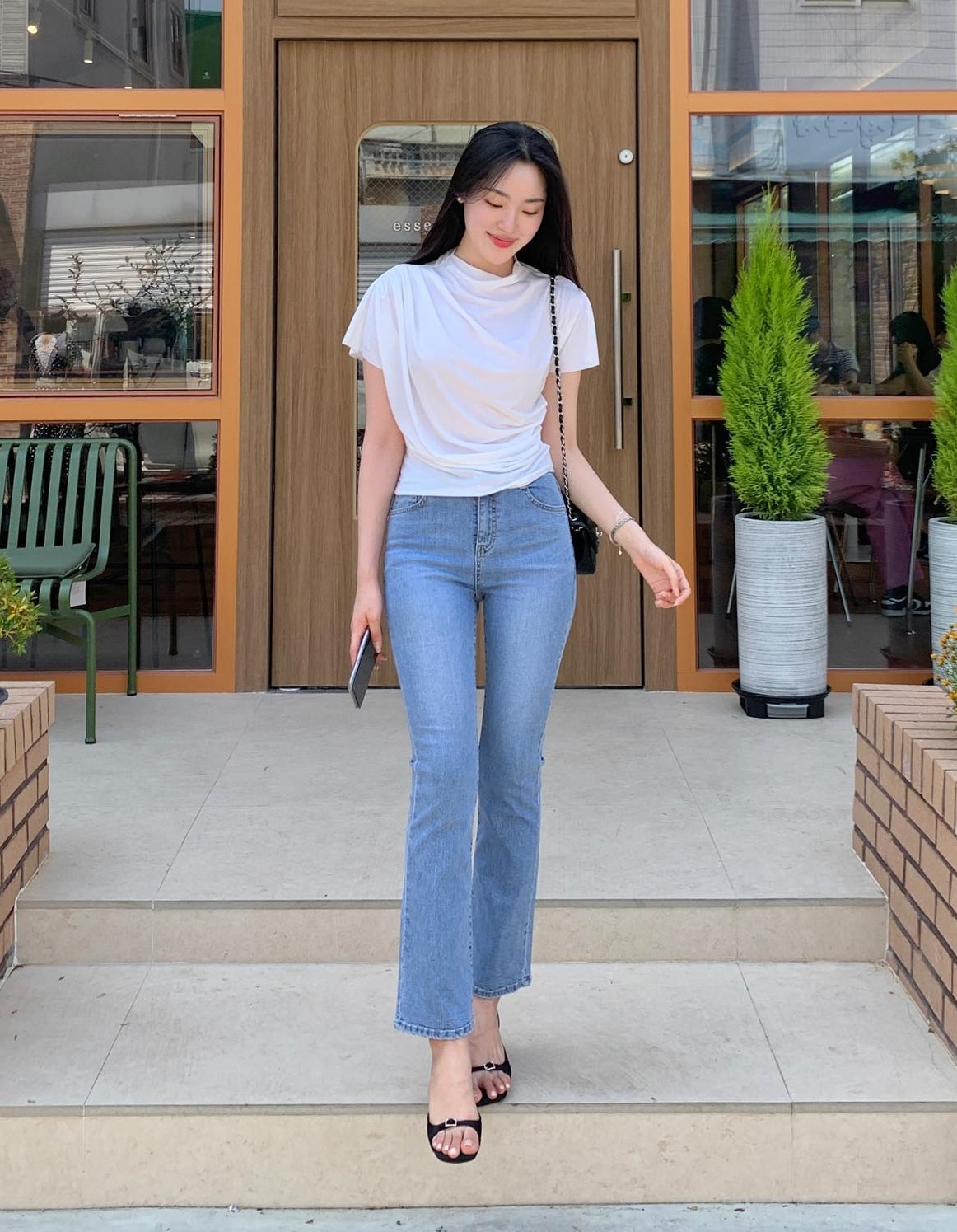 5 cách diện quần jeans cho nàng thấp bé-5