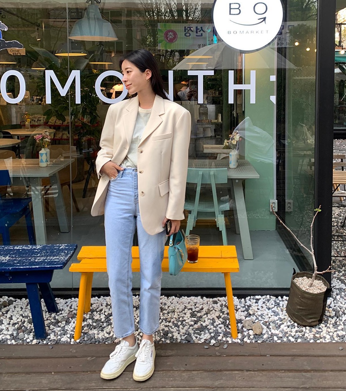 5 cách diện quần jeans cho nàng thấp bé-9