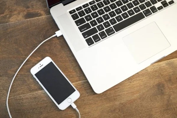 6 mẹo hay giúp quần áo vẫn nhanh khô và thơm tho như thường dù trời không có nắng-7