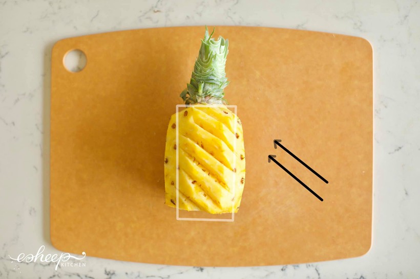 2 cách cắt dứa đẹp như nhà hàng-5