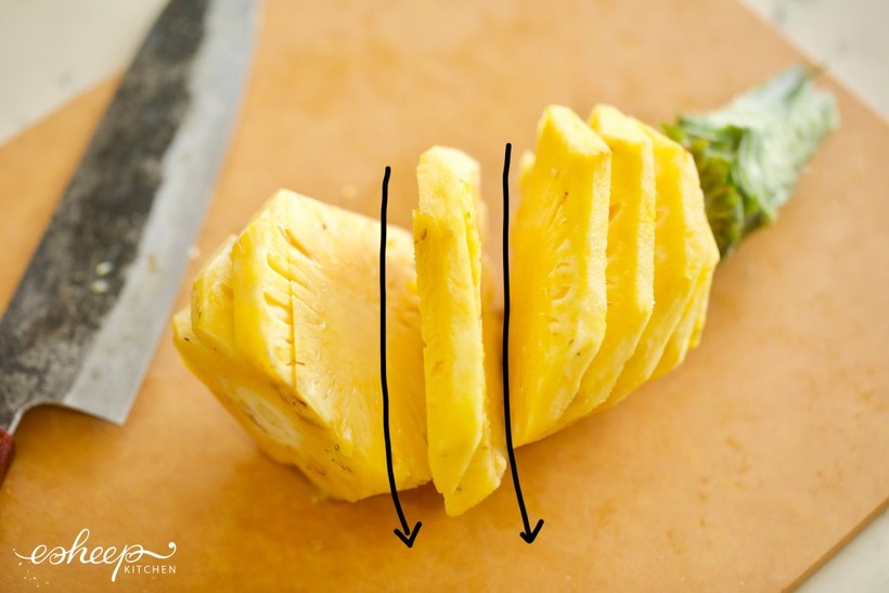2 cách cắt dứa đẹp như nhà hàng-8
