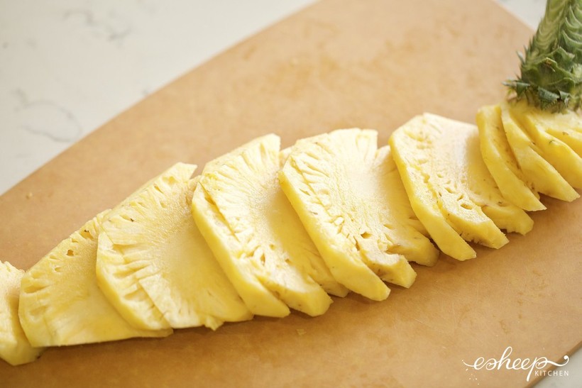 2 cách cắt dứa đẹp như nhà hàng-9
