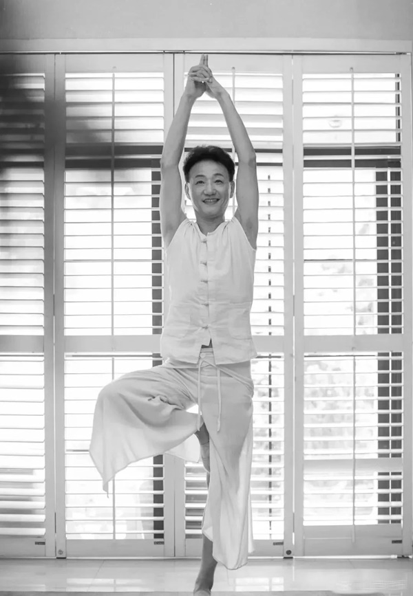 Người đàn ông 73 tuổi nhưng trẻ như 40, bí quyết là 3 thói quen cực đơn giản-5