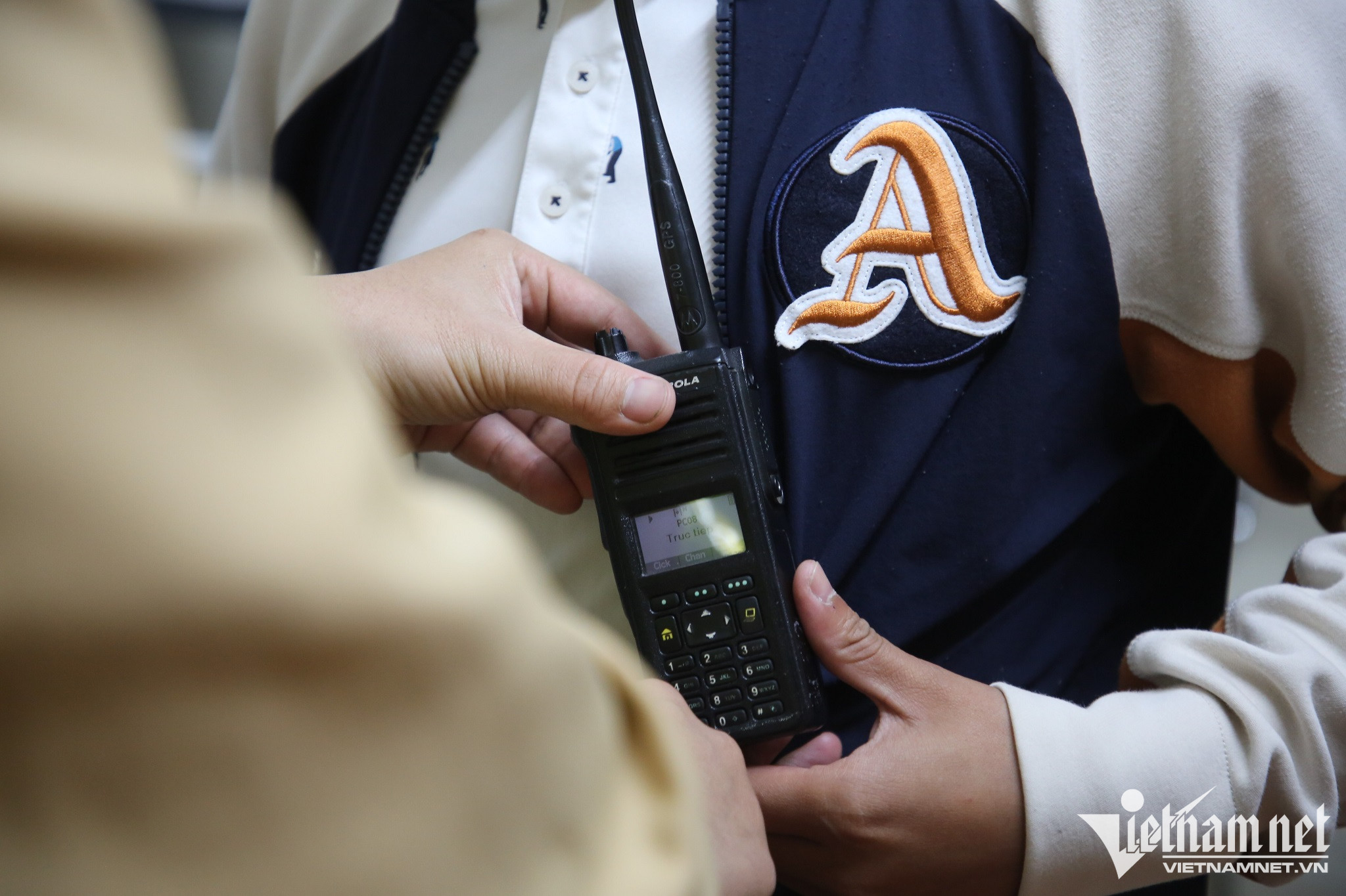 Cảnh sát hóa trang xử lý nồng độ cồn gần quán bia, nhà hàng-2