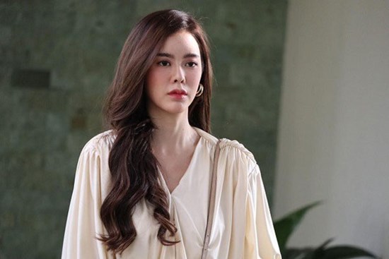 Bị chế nhạo vì khoe rất thoải mái khi chồng vẫn qua lại với vợ cũ, cô gái có pha phản đòn cực hay