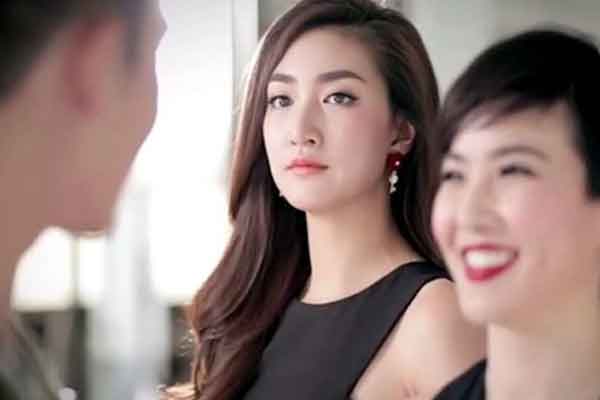 Bất lực khi nửa đêm nghe tiếng nước xối xả trong phòng tắm cùng tiếng khóc nức nở-1